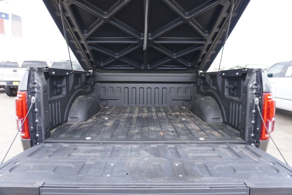 Certified 2020 Ford Edge Titanium FWD image 30