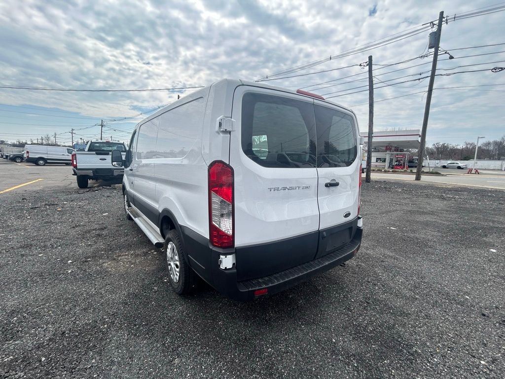 Certified 2024 Ford Transit 250 Low Roof w/ Exterior Upgrade Package RWD image 5