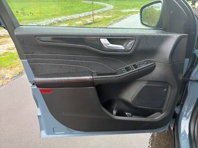 Certified 2025 Ford Escape ST-Line Select image 21