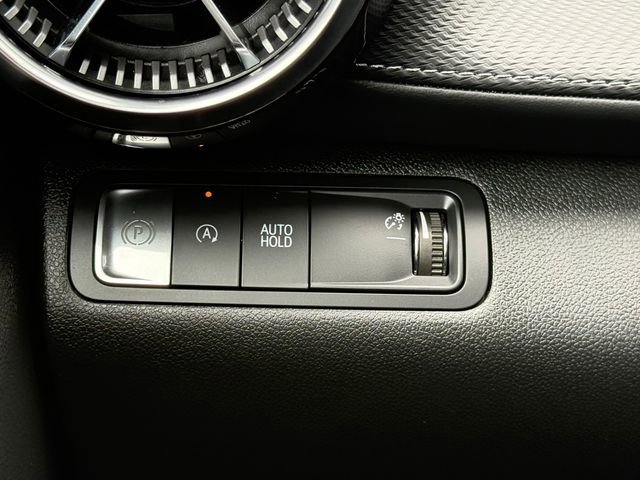 Used 2025 Chevrolet Equinox LT FWD image 21