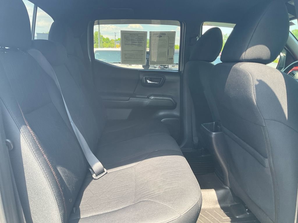 Used 2017 Toyota Tacoma TRD Sport RWD image 13