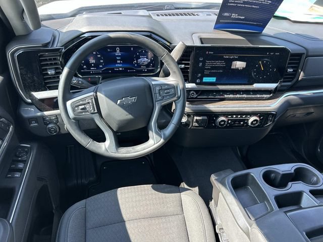 Used 2023 Chevrolet Silverado 1500 RST w/ Z71 Off-Road Package AWD/4WD image 13