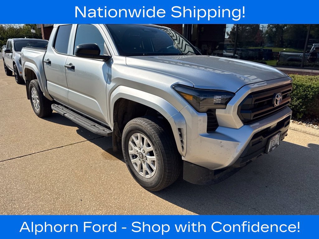 Used 2025 Toyota Tacoma SR AWD/4WD image 2