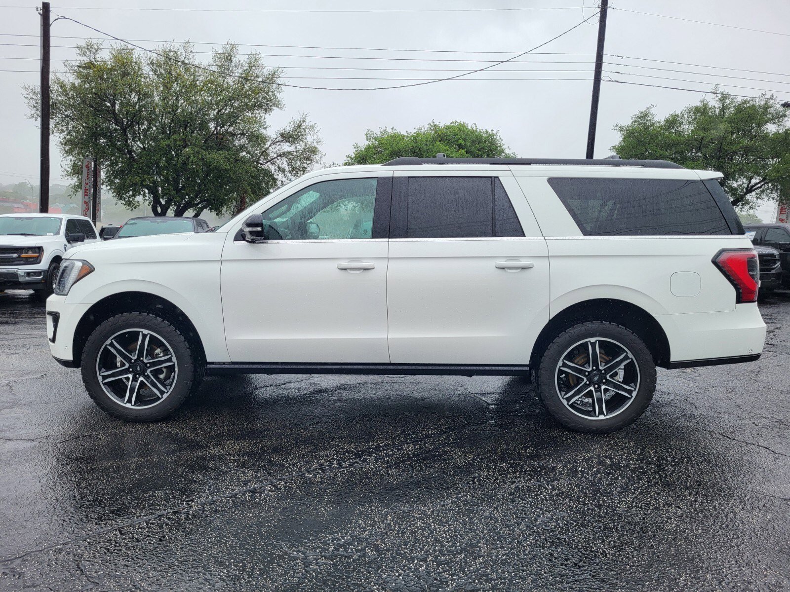 Certified 2021 Ford Expedition Max Limited image 7