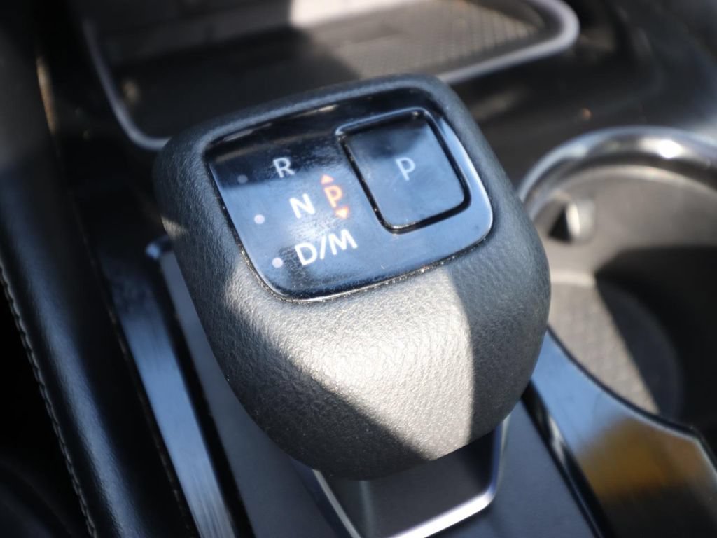 Used 2023 Nissan Rogue Platinum AWD/4WD image 21