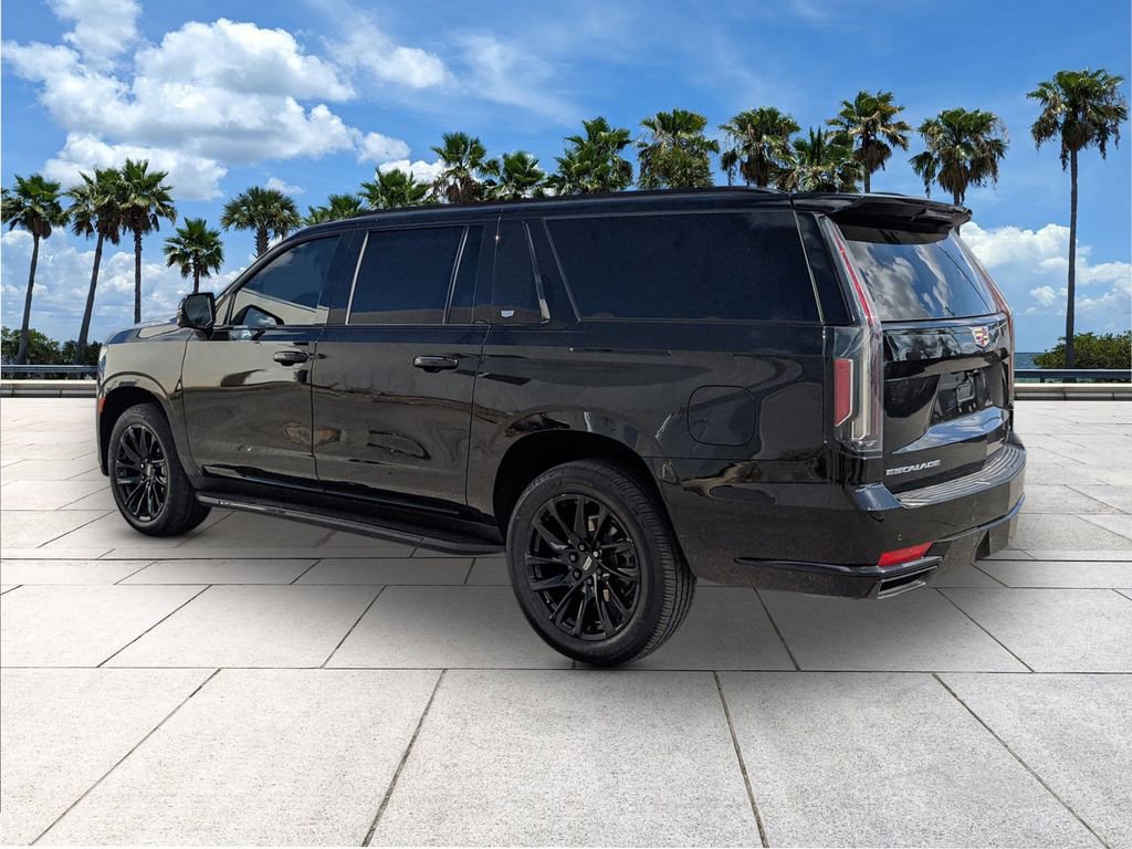Used 2022 Cadillac Escalade ESV Sport w/ LPO, ONYX Package image 6