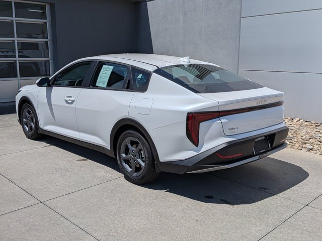 Used 2025 Kia K4 FWD image 6