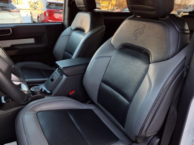 Certified 2021 Ford Bronco Black Diamond image 6