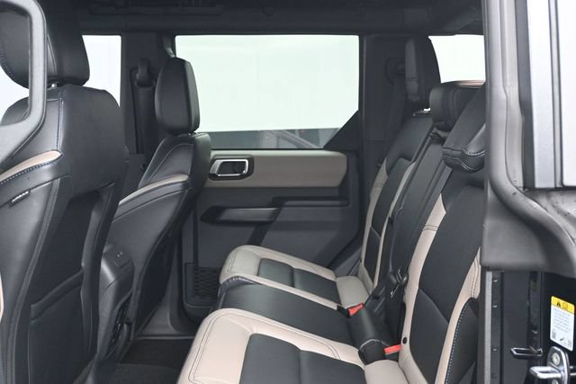Certified 2024 Ford Bronco Wildtrak AWD/4WD image 5