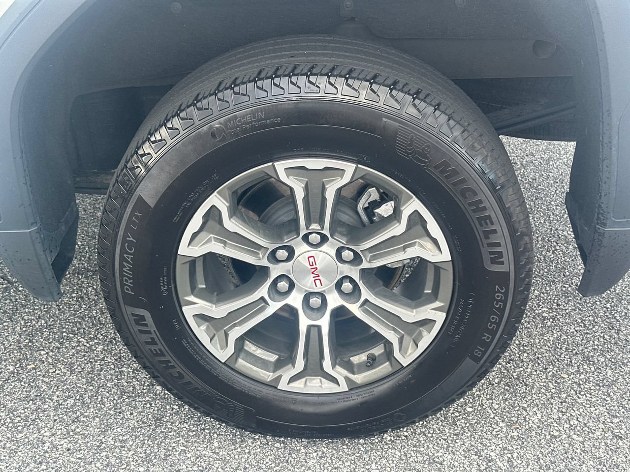 Used 2025 GMC Sierra 1500 SLT RWD image 21