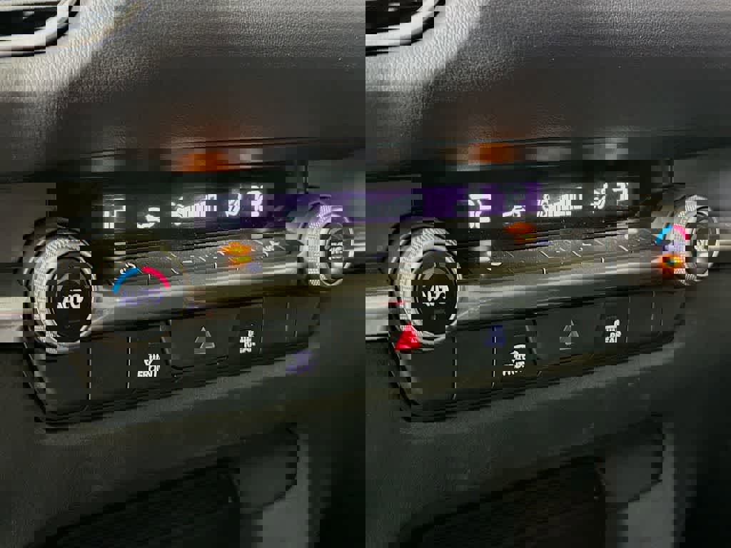 Used 2023 MAZDA CX-30 AWD 2.5 S w/ Select Package image 17