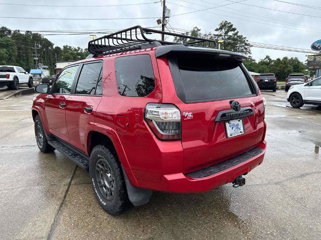 Used 2020 Toyota 4Runner Venture w/ Moonroof Package AWD/4WD image 5