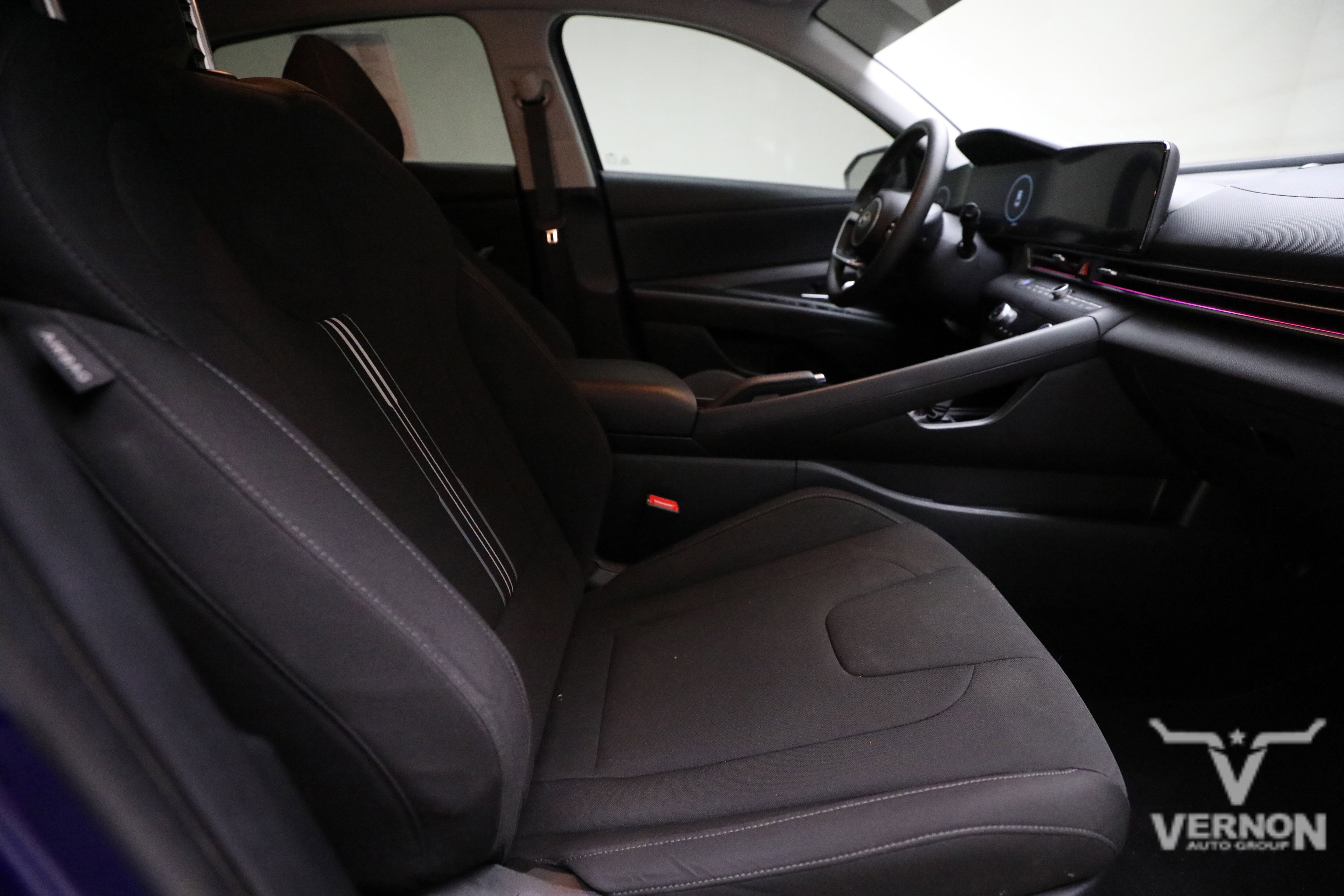 Used 2024 Hyundai Elantra SEL image 11