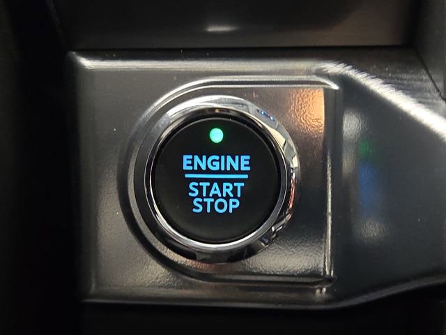 Certified 2022 Ford F150 Lariat w/ Equipment Group 502A High image 25