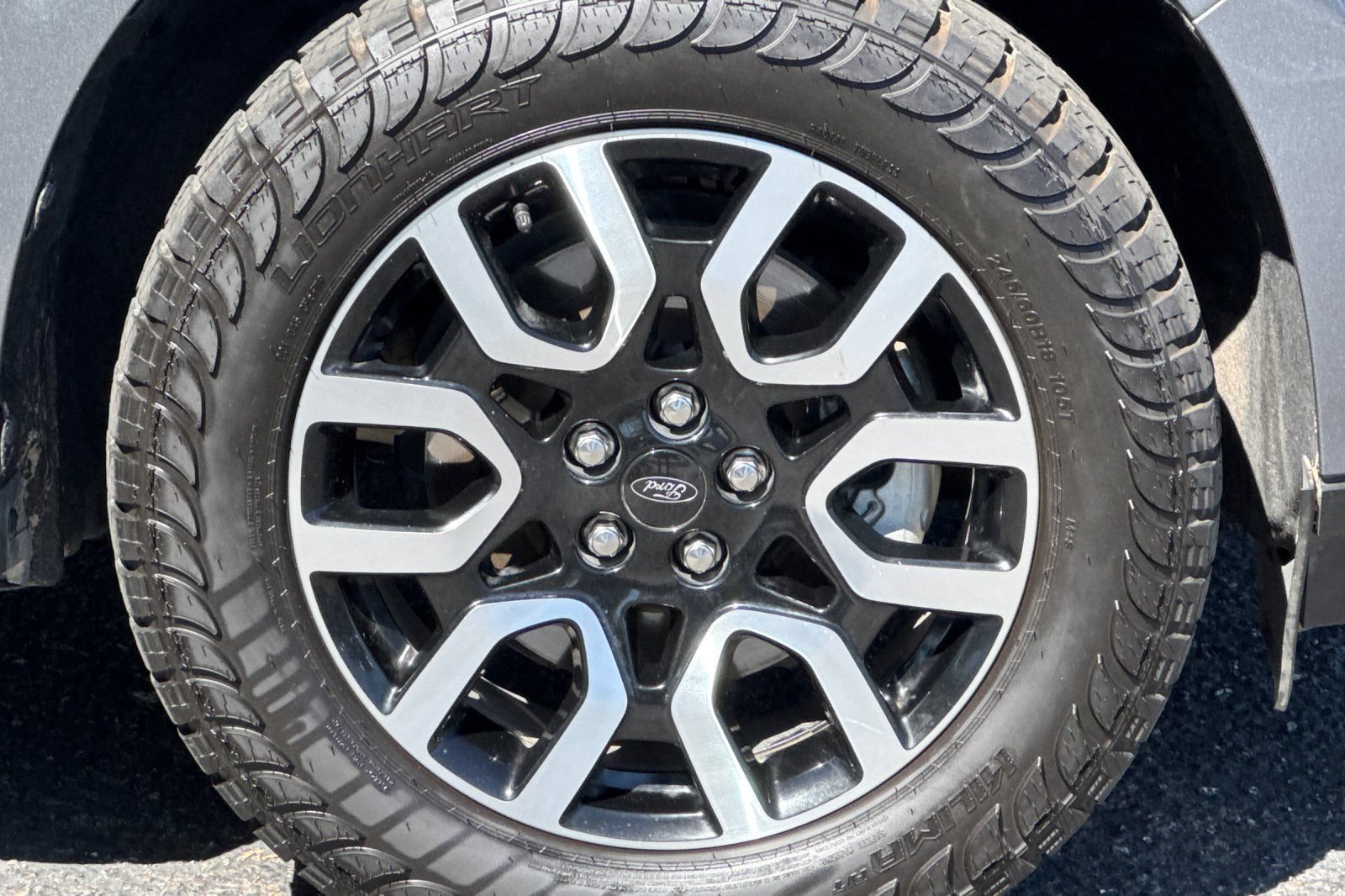 Certified 2024 Ford Maverick Lariat FWD image 27