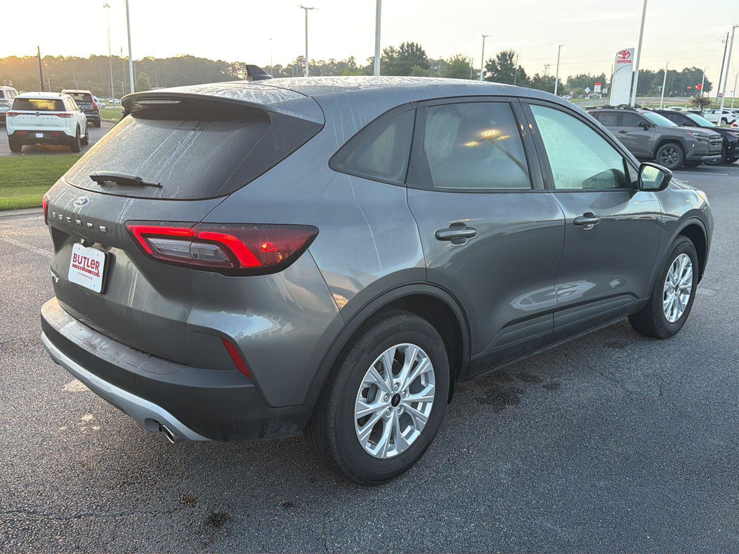 Certified 2025 Ford Escape Active FWD image 6