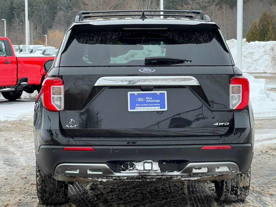 Certified 2022 Ford Explorer XLT w/ Equipment Group 202A image 3