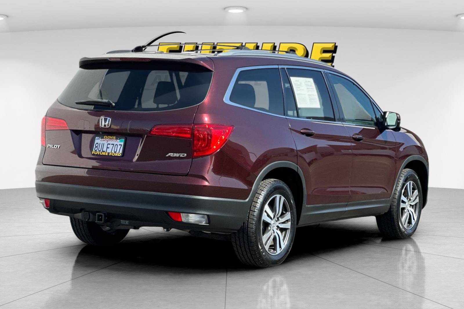 Used 2017 Honda Pilot EX-L image 3