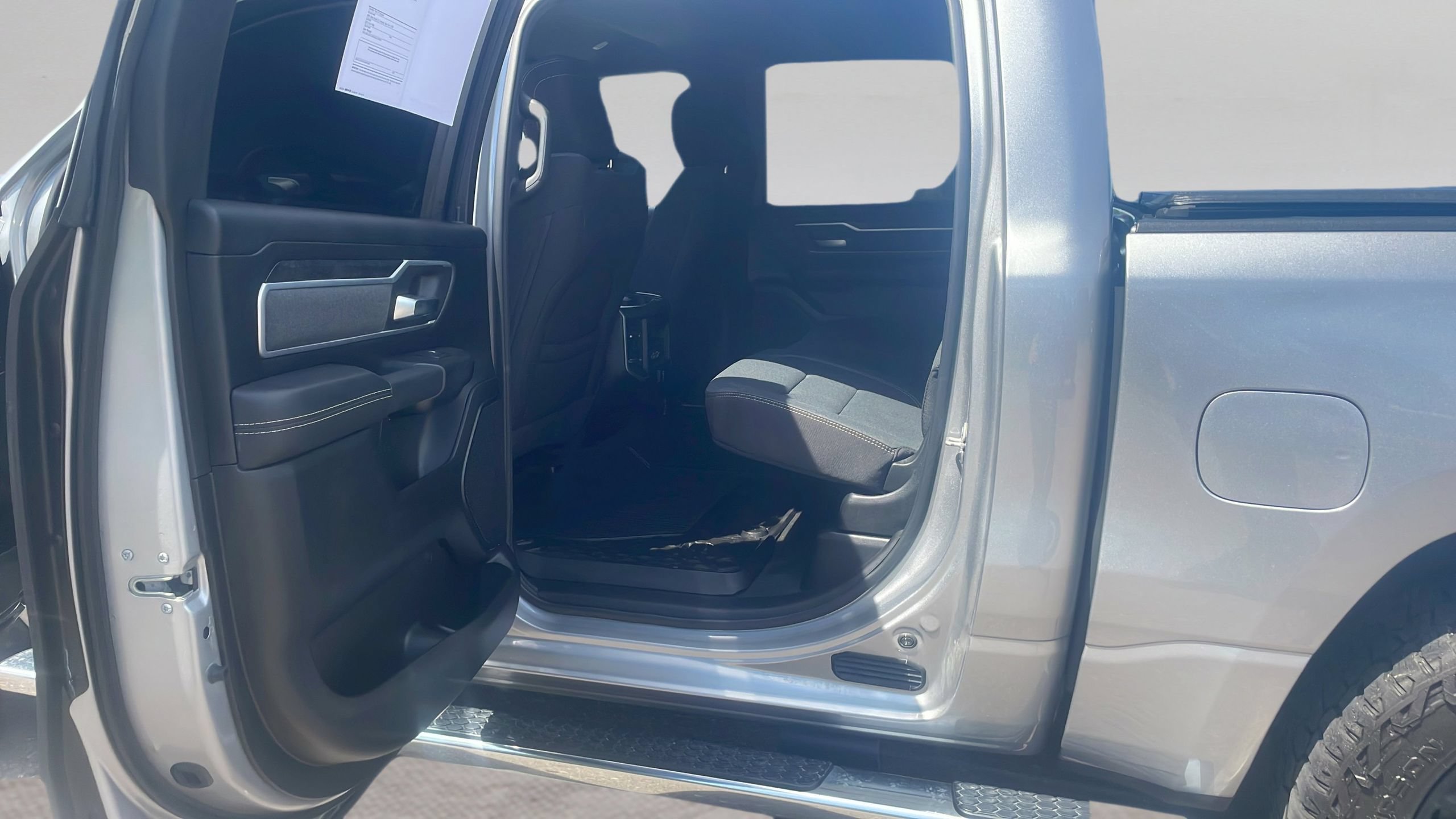 Used 2022 RAM 1500 Big Horn AWD/4WD image 25