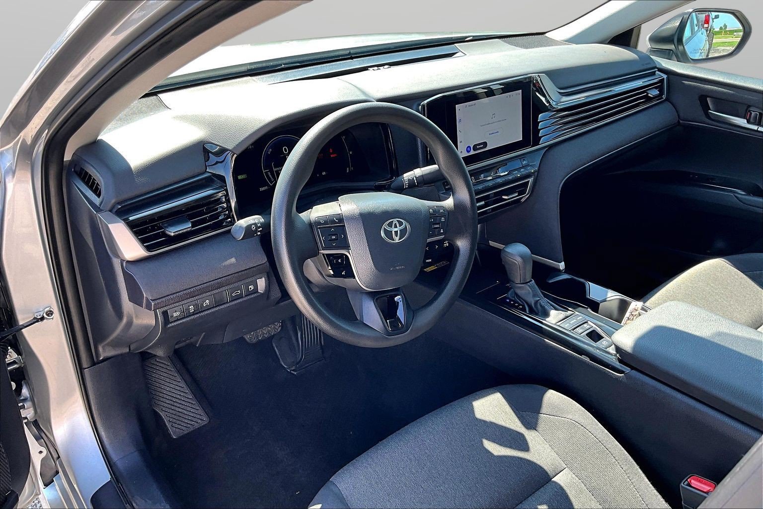 Used 2025 Toyota Camry LE FWD image 20