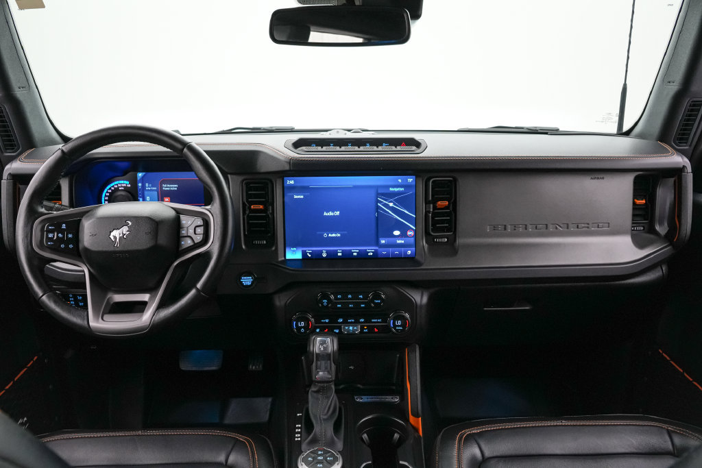 Certified 2024 Ford Bronco Badlands AWD/4WD image 16