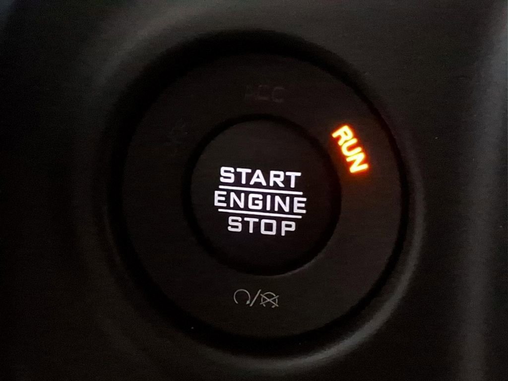 Used 2023 Jeep Wrangler Unlimited Sahara w/ Cold Weather Group AWD/4WD image 24