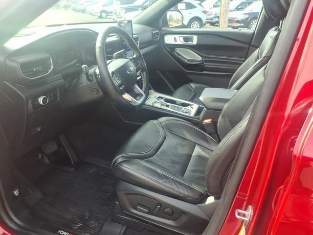 Certified 2023 Ford Explorer ST w/ Equipment Group 401A image 18