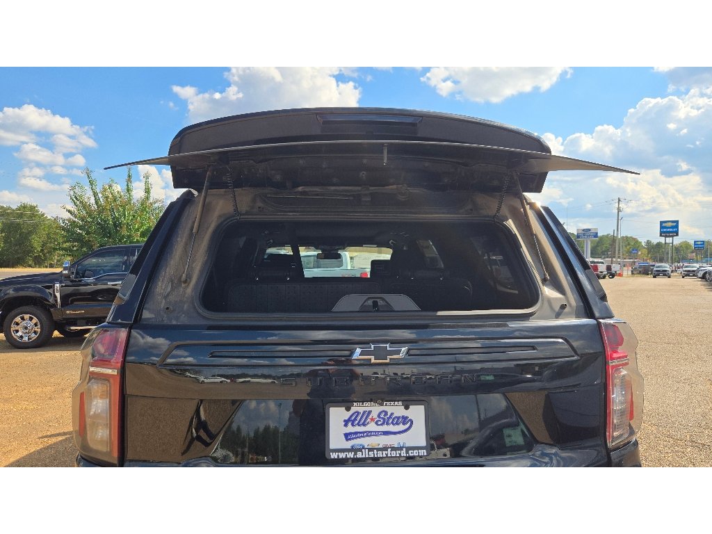 Used 2024 Chevrolet Suburban RST w/ Luxury Package AWD/4WD image 14