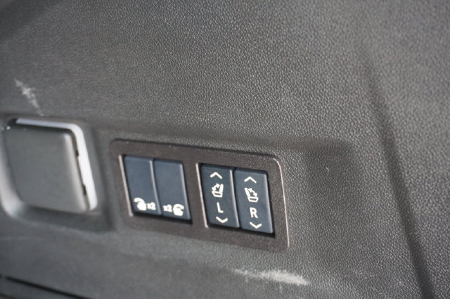 Used 2025 Chevrolet Tahoe RST w/ Comfort Package RWD image 24