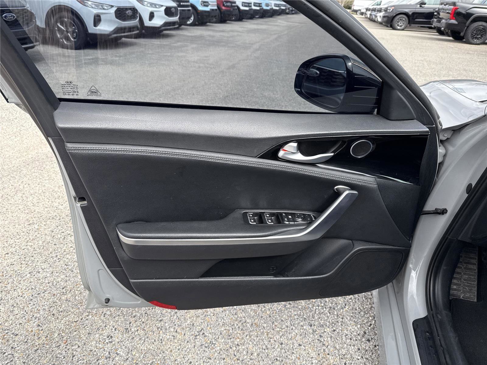 Used 2021 Kia Stinger GT-Line image 23