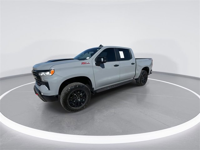 Used 2024 Chevrolet Silverado 1500 LT Trail Boss w/ Convenience Package II image 12