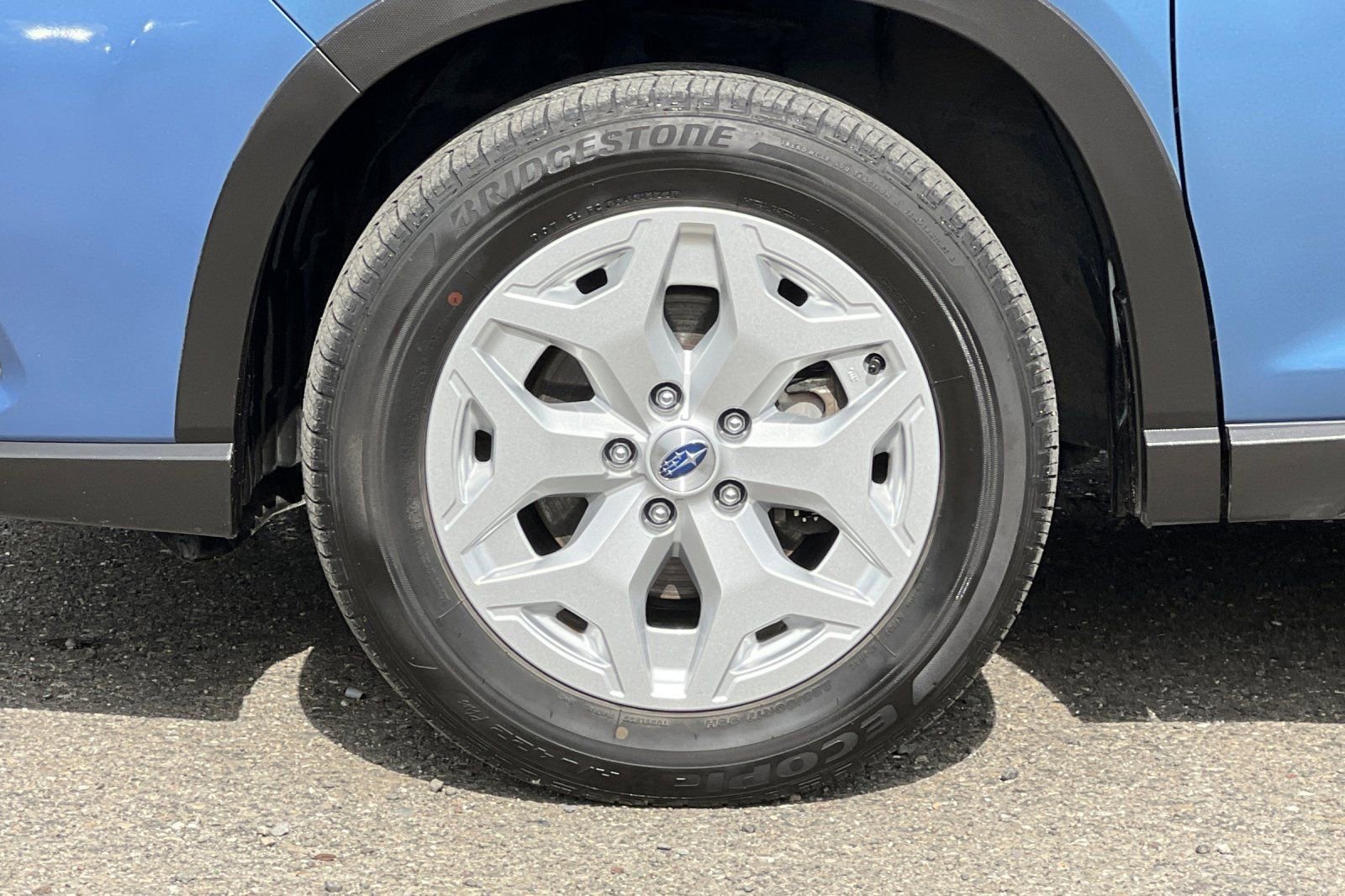 Used 2023 Subaru Forester AWD/4WD image 25