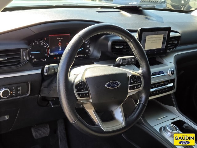 Certified 2021 Ford Explorer XLT RWD image 17