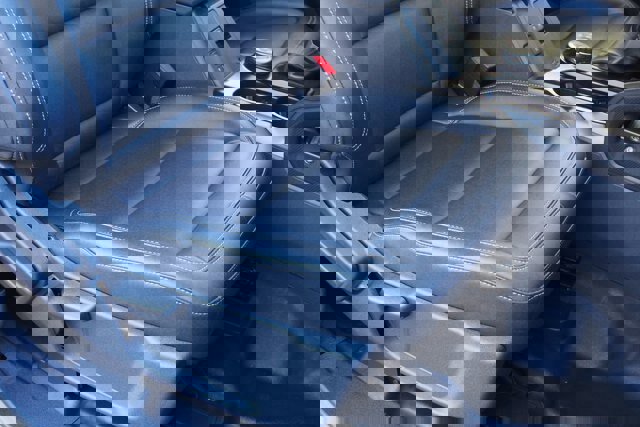 Certified 2025 Ford Bronco Badlands image 12