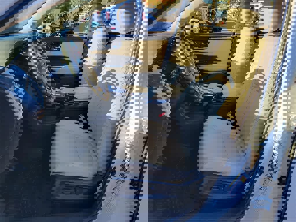 Used 2019 Honda Clarity Touring image 10