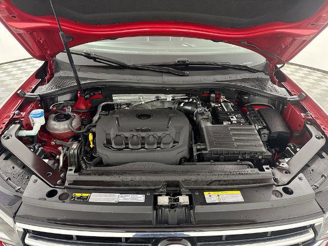 Used 2022 Volkswagen Tiguan SE image 29