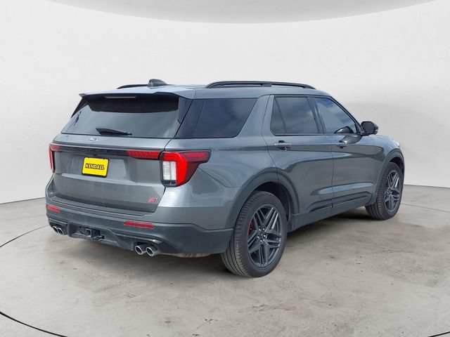 Certified 2025 Ford Explorer ST AWD/4WD image 5