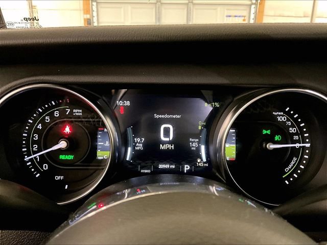 Used 2022 Jeep Wrangler Unlimited Sahara w/ Cold Weather Group AWD/4WD image 19