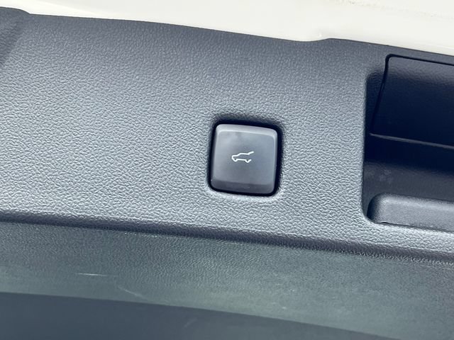 Certified 2022 Ford Escape Titanium FWD image 41