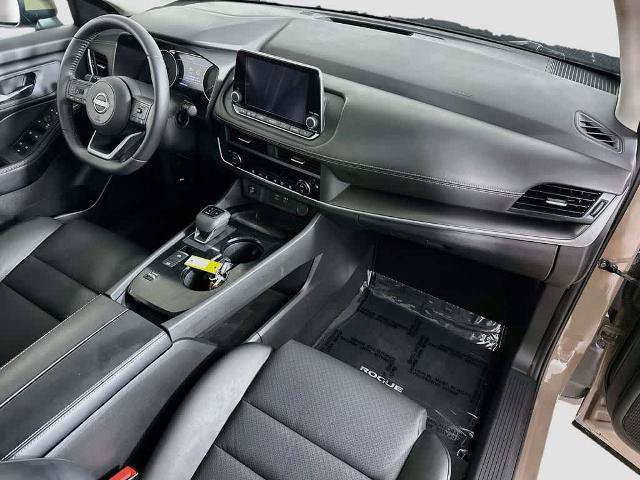 Used 2024 Nissan Rogue SV w/ SV Premium Package FWD image 33