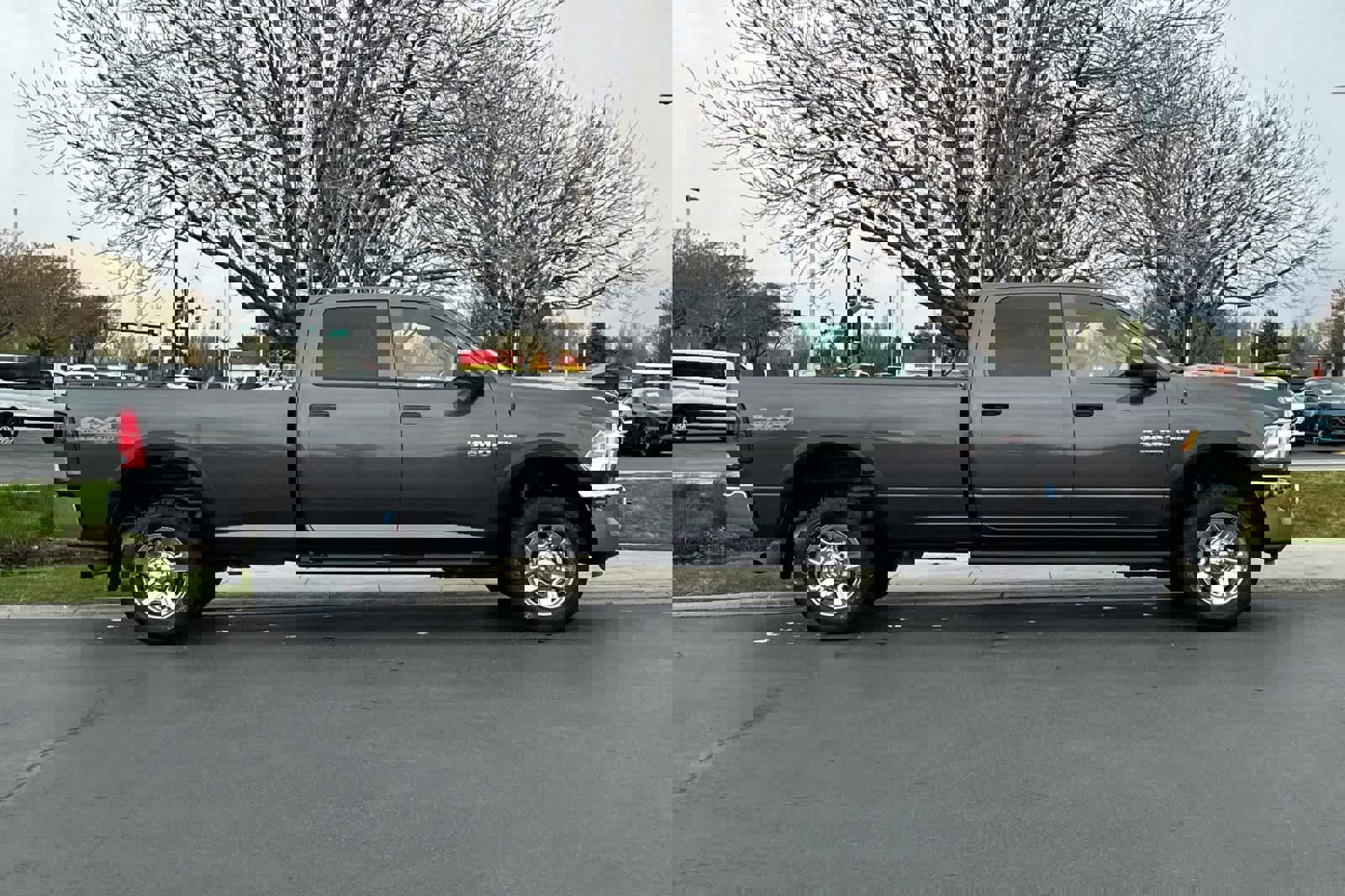 Used 2018 RAM 2500 Tradesman w/ Chrome Appearance Group image 6