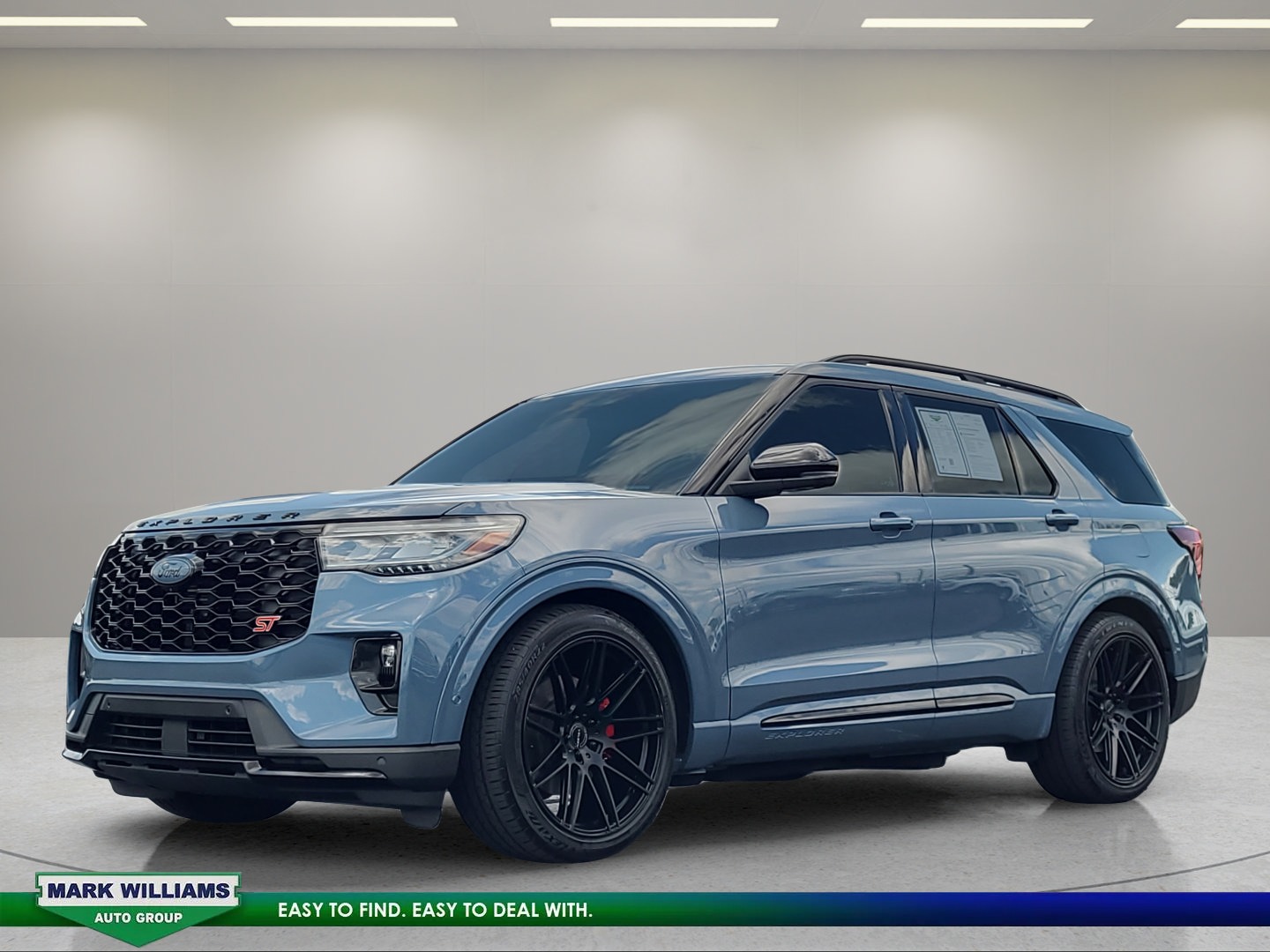 Certified 2025 Ford Explorer ST AWD/4WD image 8