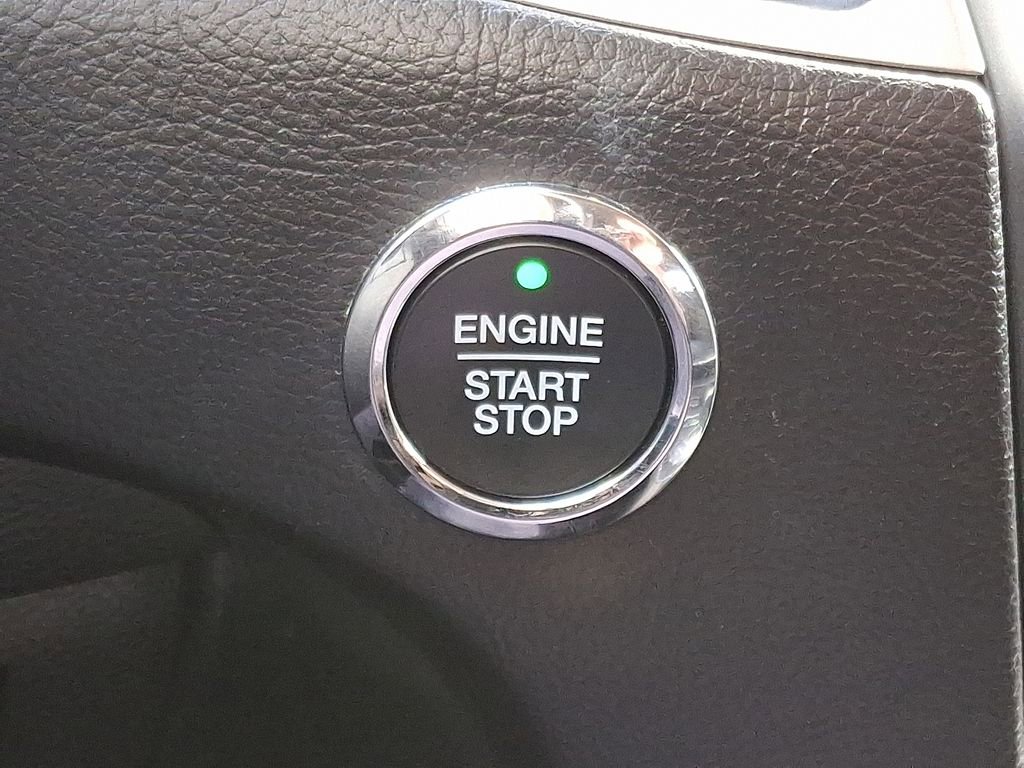 Certified 2022 Ford Edge SE image 23