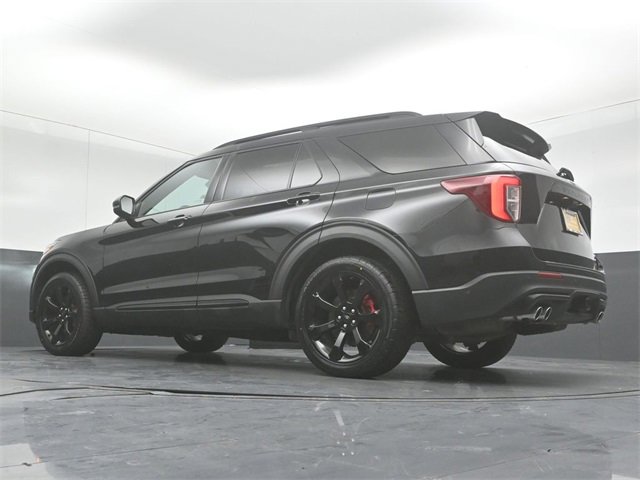 Certified 2021 Ford Explorer ST w/ ST Street Pack image 32