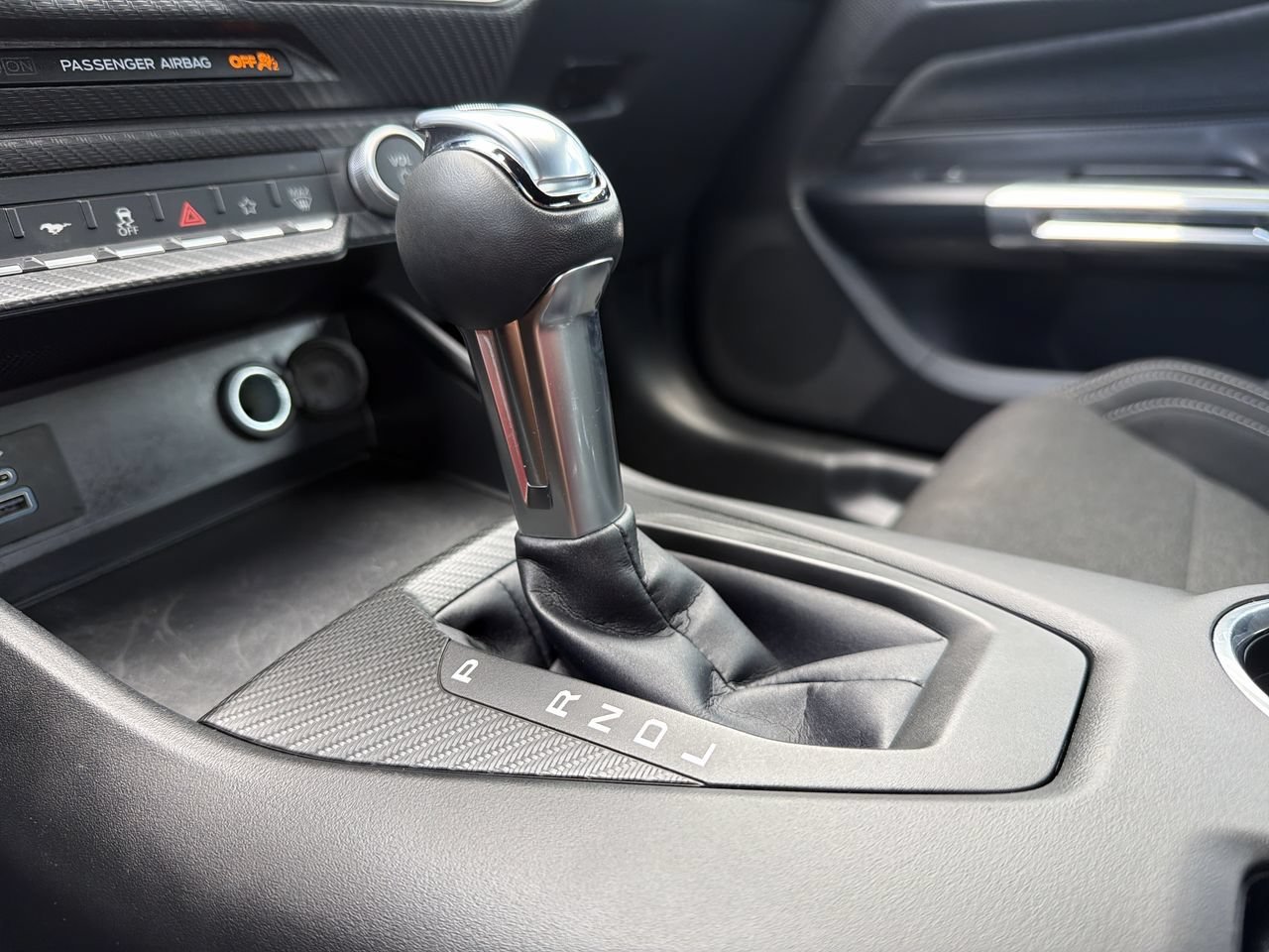 Certified 2025 Ford Mustang Coupe RWD image 22