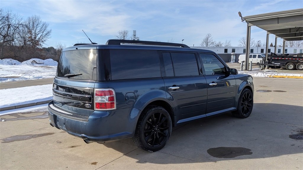 Certified 2019 Ford Flex SEL w/ Equipment Group 202A image 3