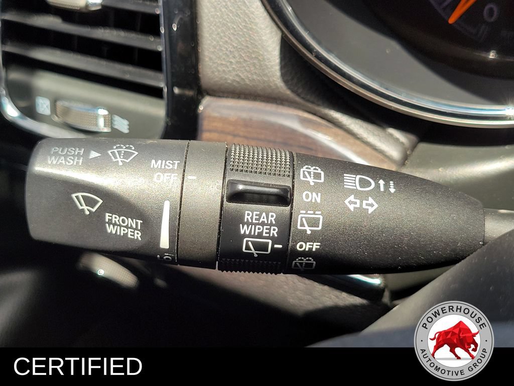Used 2020 Jeep Grand Cherokee Overland RWD image 32