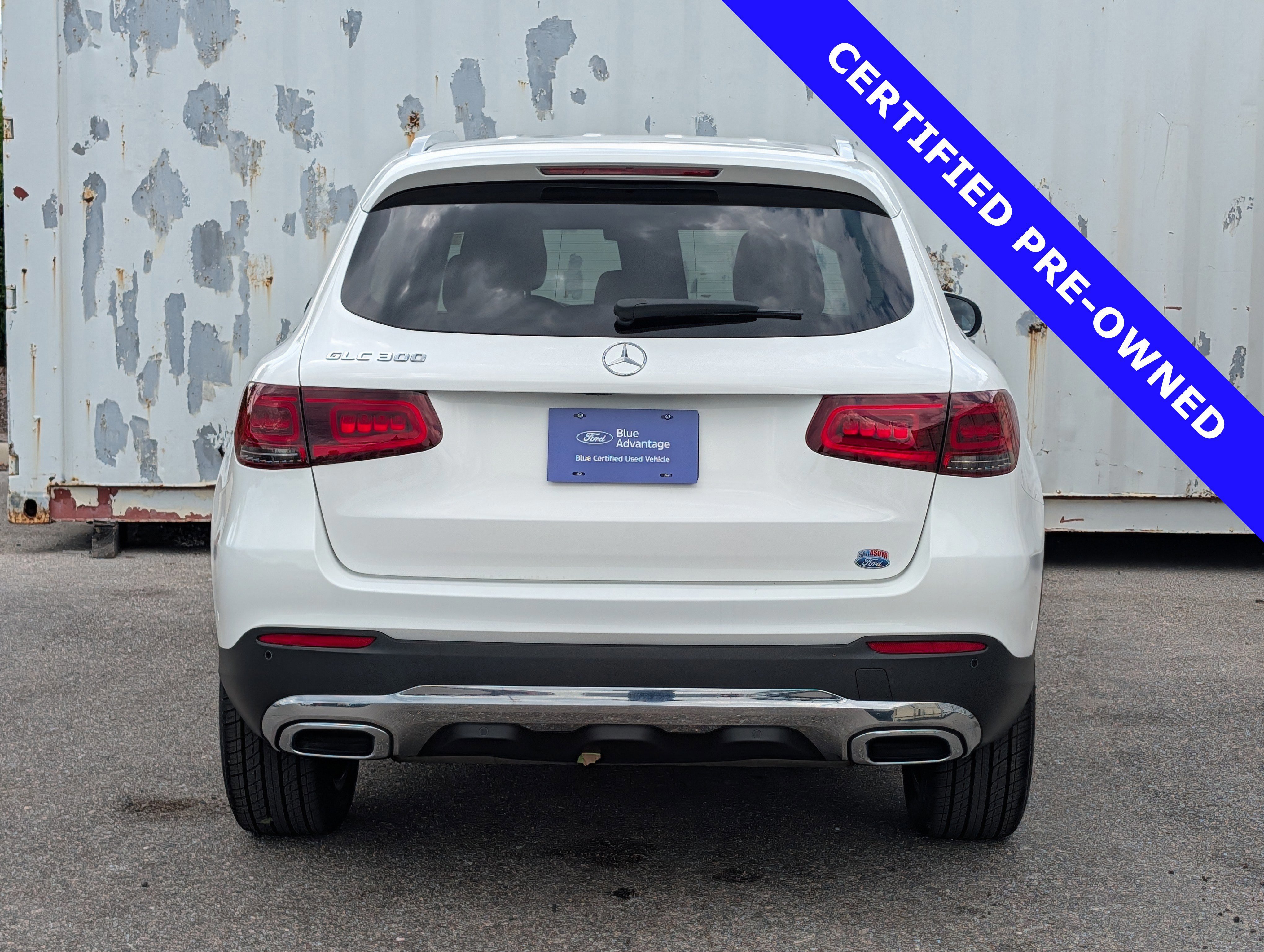 Used 2022 Mercedes-Benz GLC 300 image 4