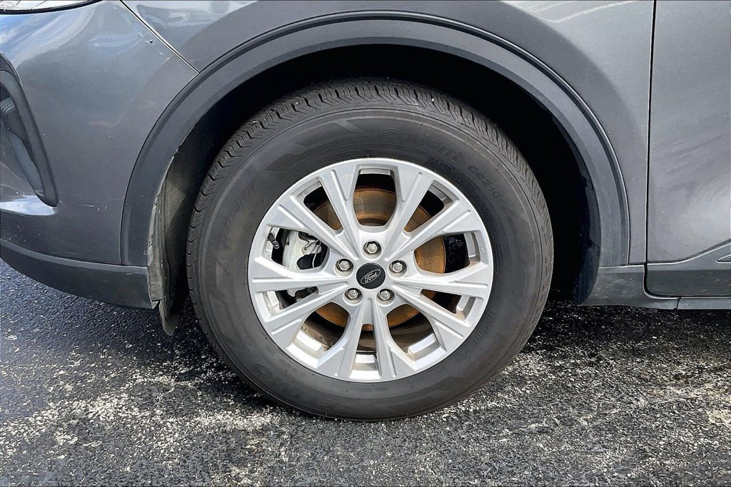 Certified 2023 Ford Escape Active AWD/4WD image 8