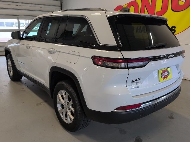 Used 2023 Jeep Grand Cherokee Limited AWD/4WD image 3